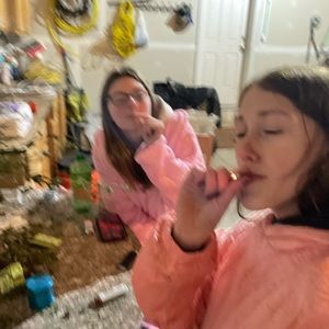 Meet your Posher, Abigail